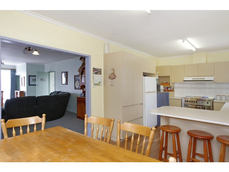 5 Winstanley Road, East Geelong VIC 3219