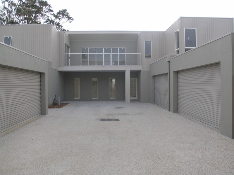 2/51 The Esplanade, North Shore VIC 3214