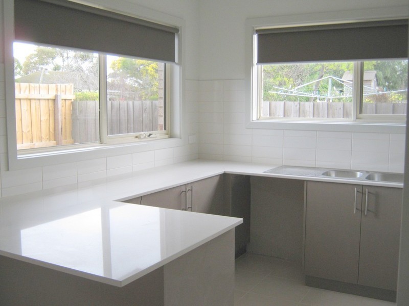 2/51 The Esplanade, North Shore VIC 3214