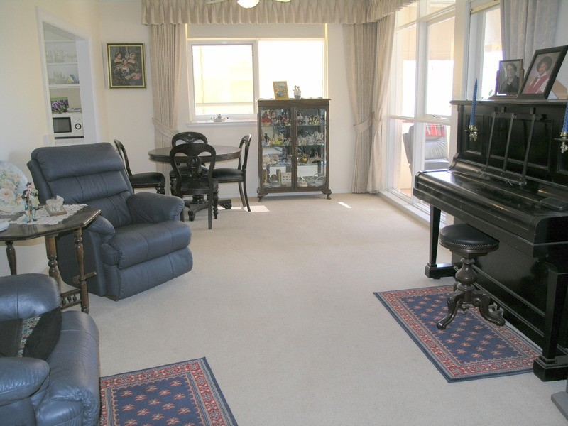 6/21 The Esplanade, Drumcondra VIC 3215