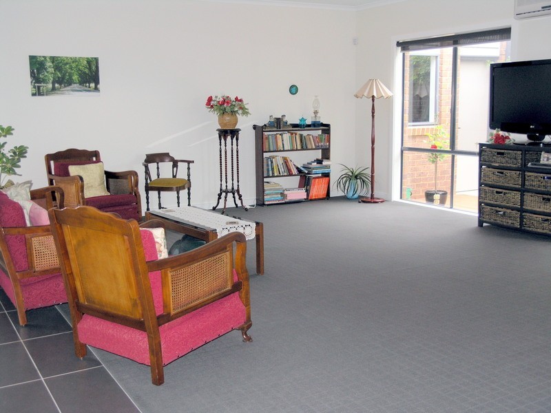10/10 Herbert Street, Belmont VIC 3216