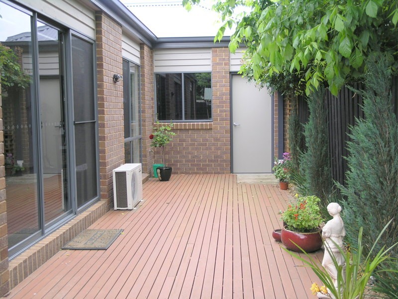 10/10 Herbert Street, Belmont VIC 3216
