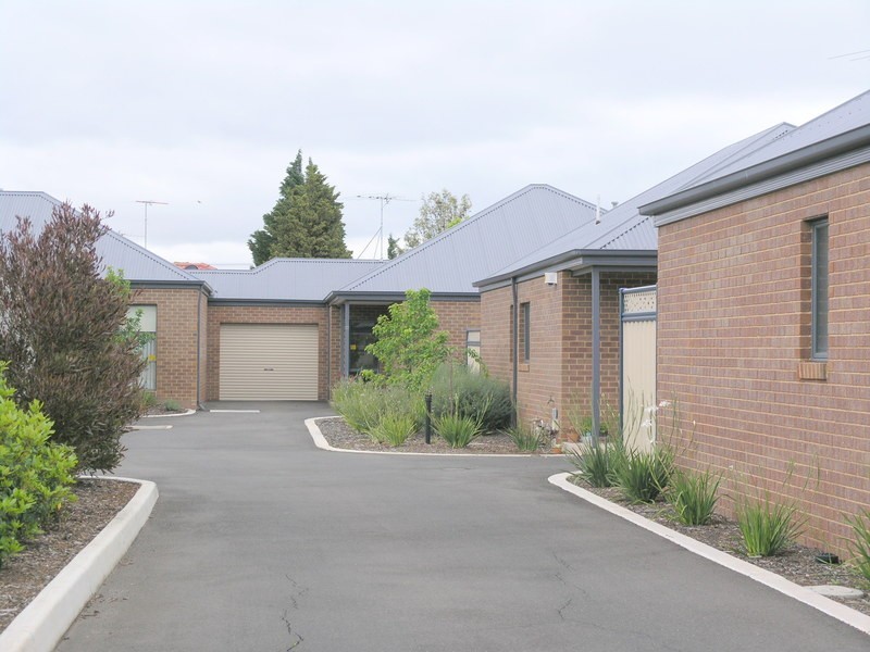 10/10 Herbert Street, Belmont VIC 3216