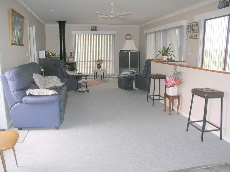 60 Anglesea Road, Waurn Ponds VIC 3216