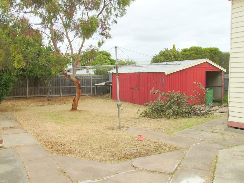 11 Finch Street, Norlane VIC 3214