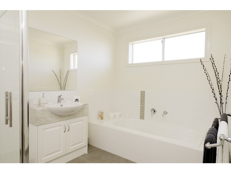 9 Parkway Place, Clifton Springs VIC 3222