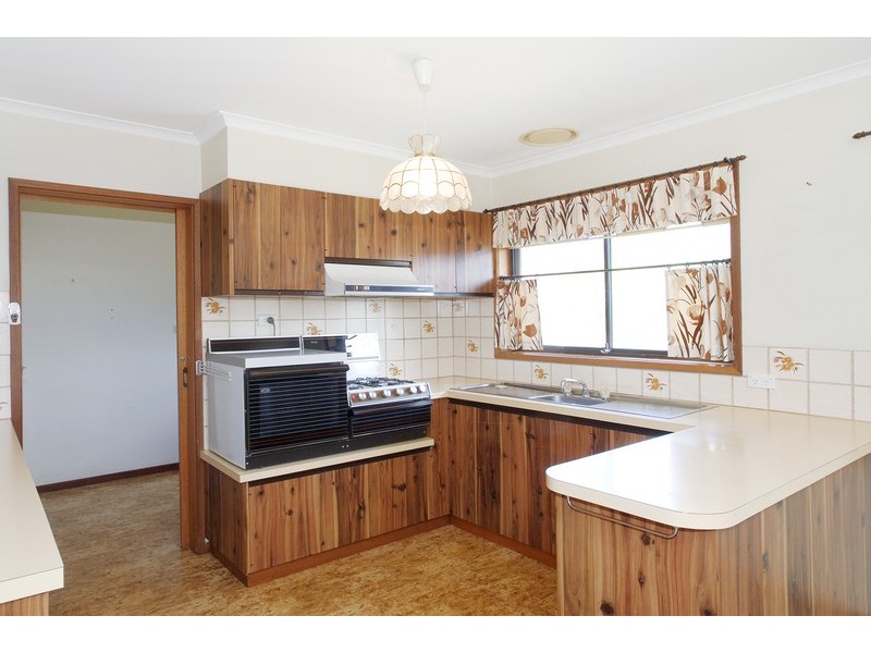 18 Nathan Court, Leopold VIC 3224