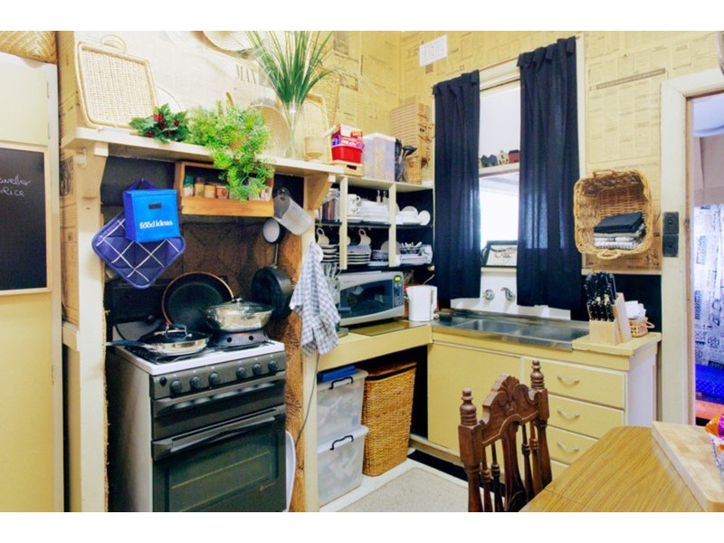 41 Nicholas Street, Newtown VIC 3220