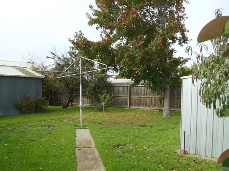 1 Jay Street, Norlane VIC 3214