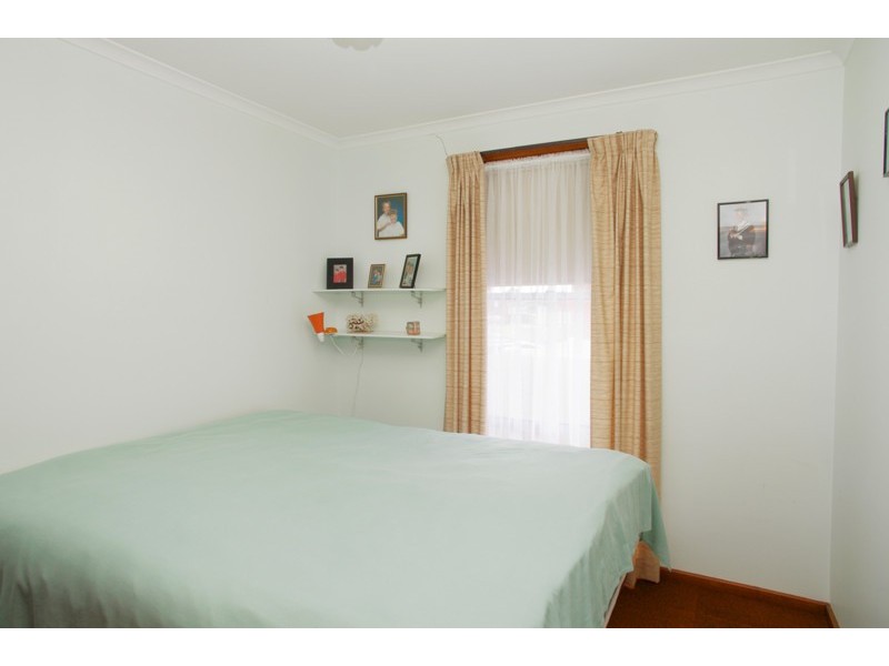 6 Telstar Court, Whittington VIC 3219