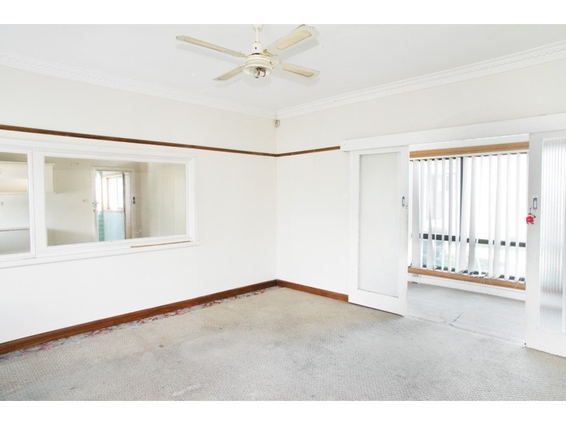 10 Knight Avenue, Herne Hill VIC 3218