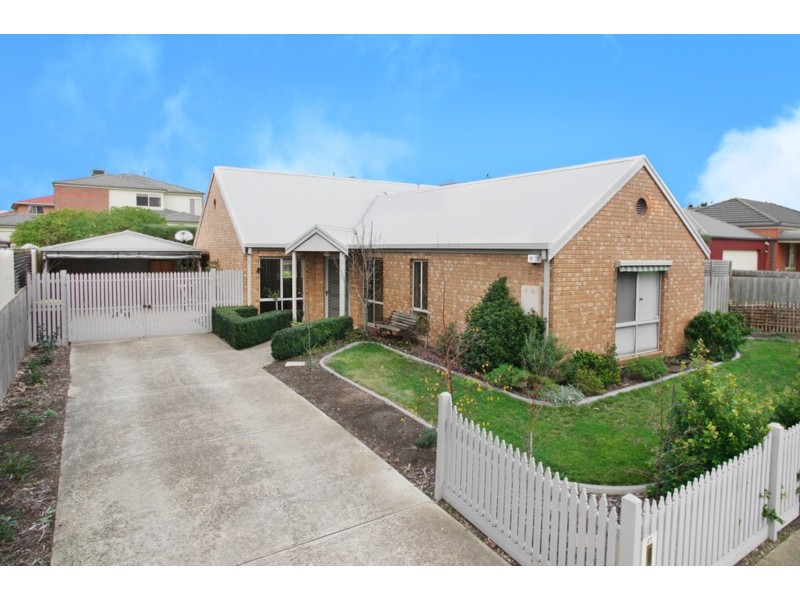 21 Meadowvale Drive, Grovedale VIC 3216