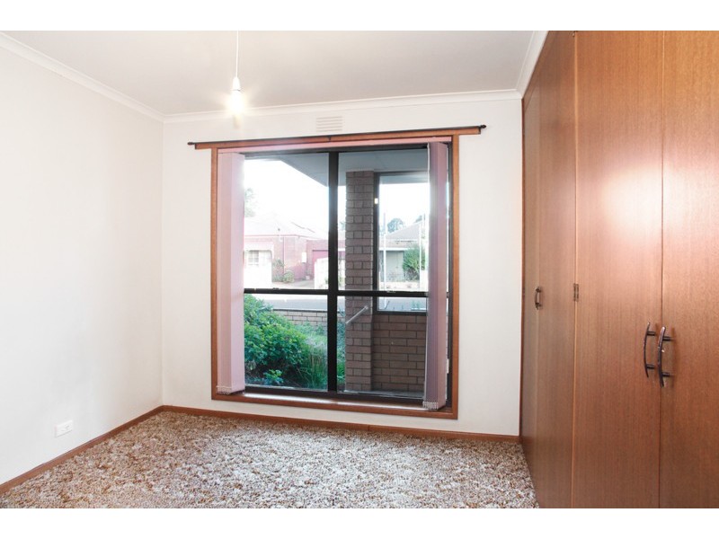 2/34 Minerva Road, Manifold Heights VIC 3218