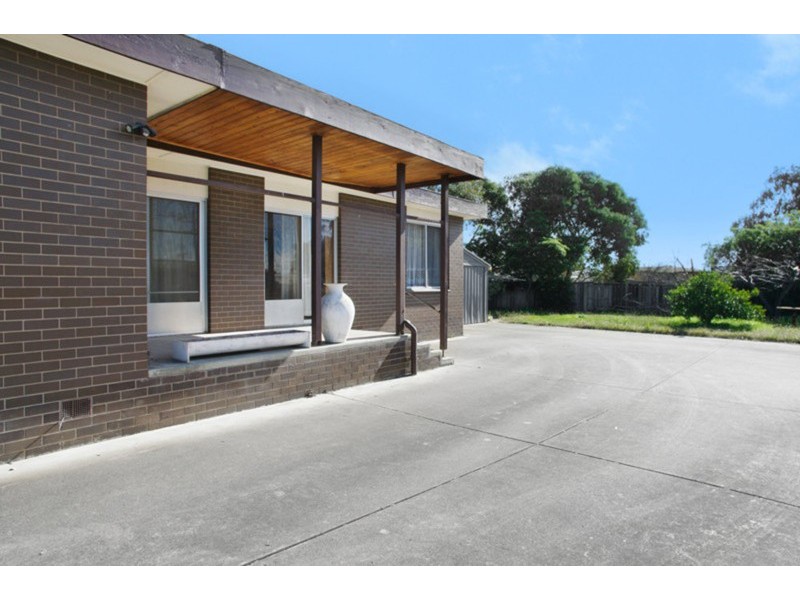 12 Castle Court, Bell Park VIC 3215