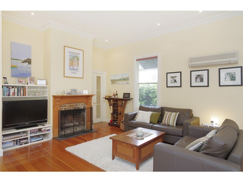 30 Pleasant Street, Newtown VIC 3220