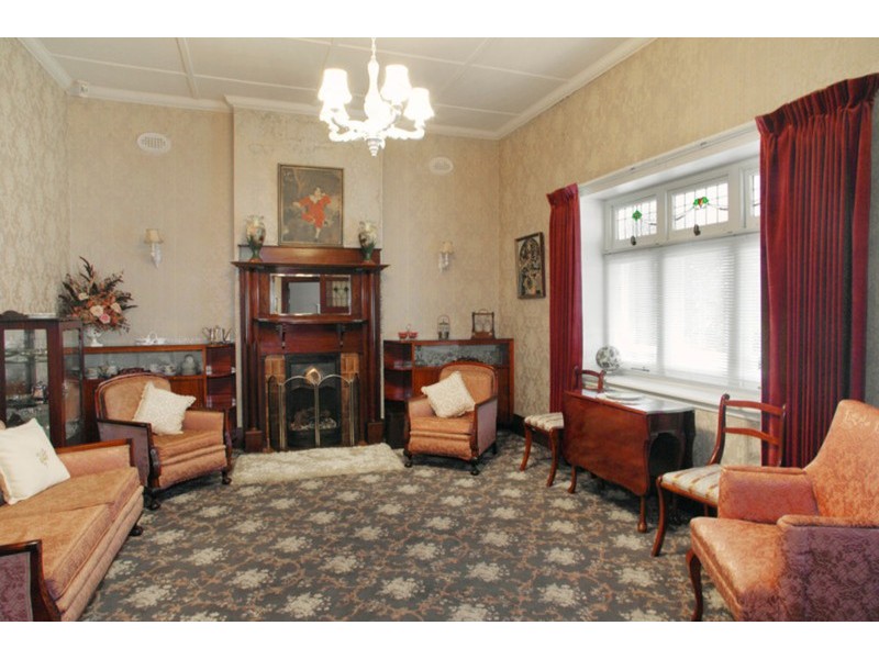 17 Grandview Grove, Drumcondra VIC 3215