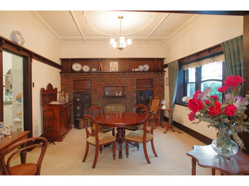 19 Grandview Grove, Drumcondra VIC 3215