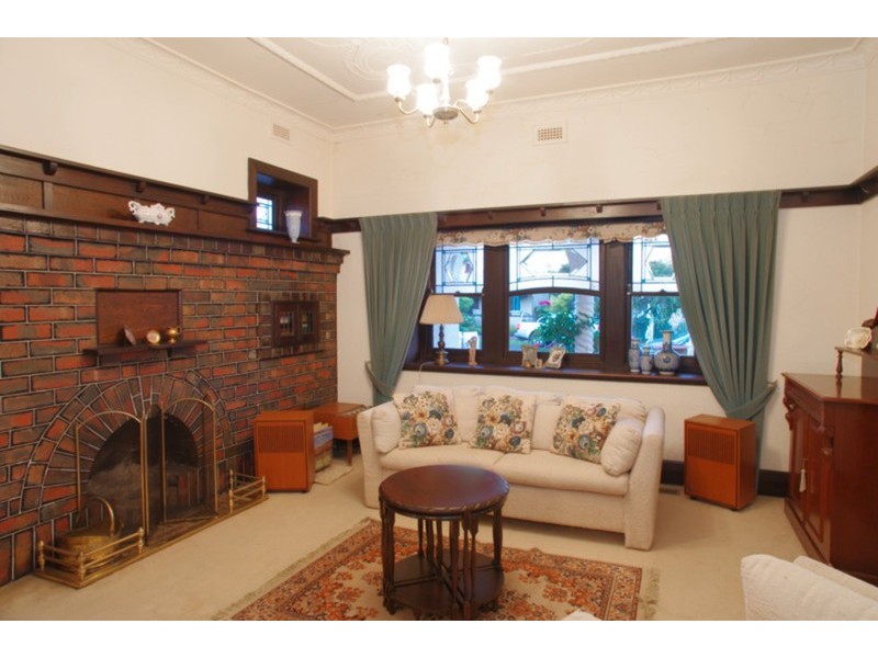 19 Grandview Grove, Drumcondra VIC 3215