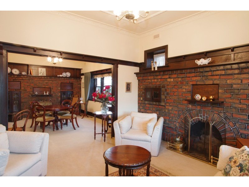 19 Grandview Grove, Drumcondra VIC 3215
