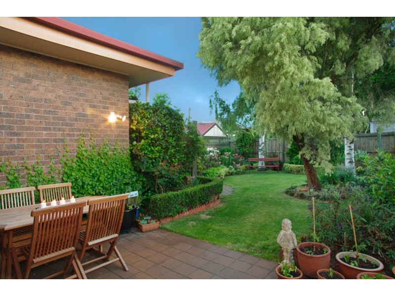 19 Grandview Grove, Drumcondra VIC 3215