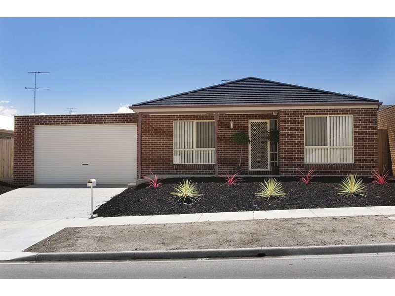64 Daly Boulevard, Highton VIC 3216