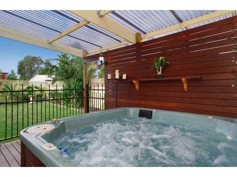 36 Waratah Place, Grovedale VIC 3216