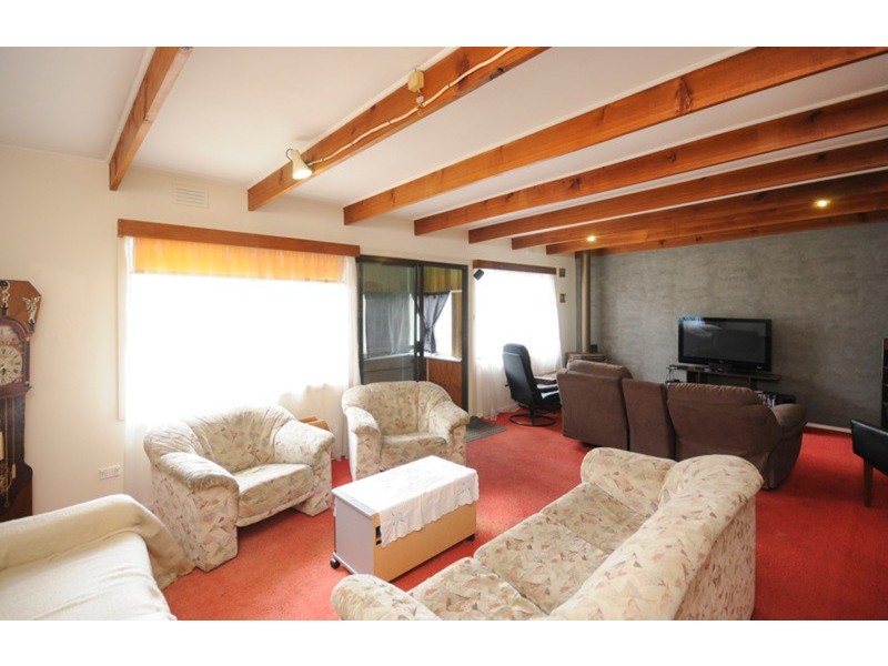 114 Bluff Road, St Leonards VIC 3223