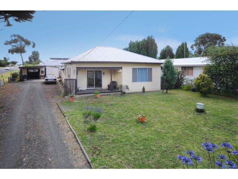 114 Bluff Road, St Leonards VIC 3223