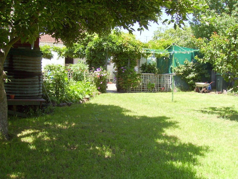 1 Kanooka Drive, Corio VIC 3214