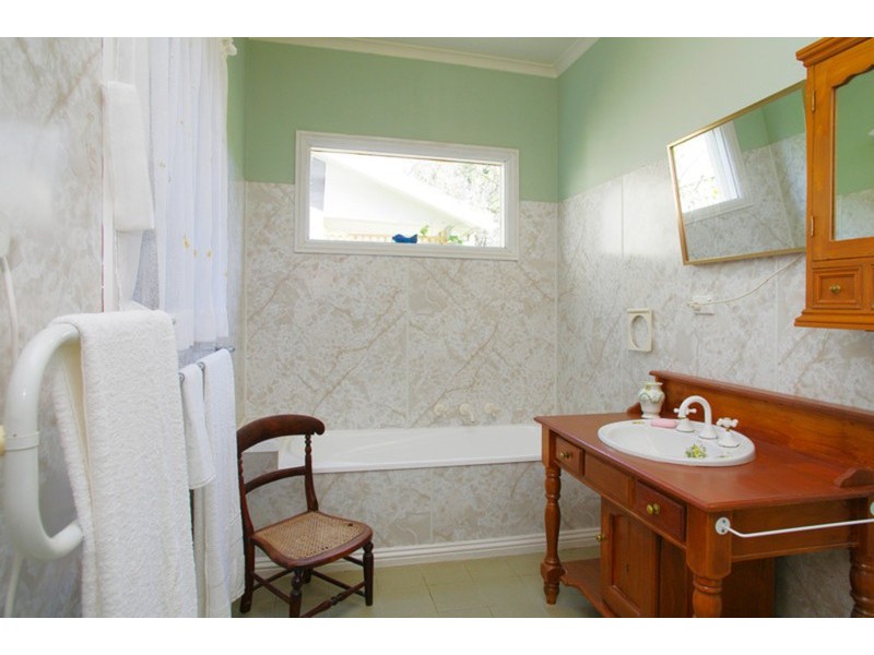 67b Mt Pleasant Road, Belmont VIC 3216