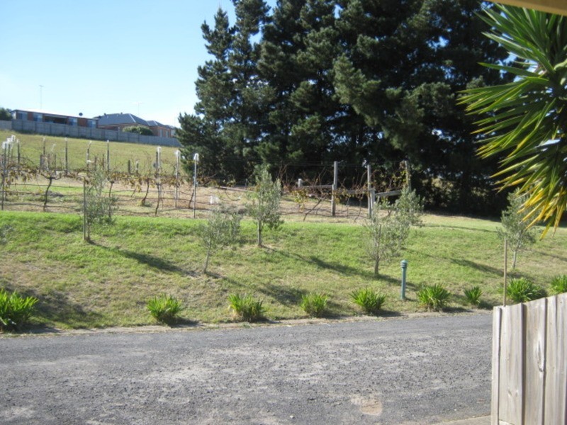 152-156 Colac Road, Waurn Ponds VIC 3216