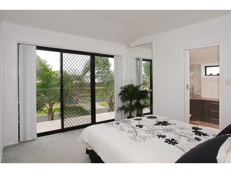 2A Hinton Close, Norlane VIC 3214