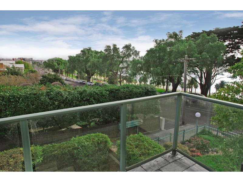 5/50 Eastern Beach Road, Geelong VIC 3220