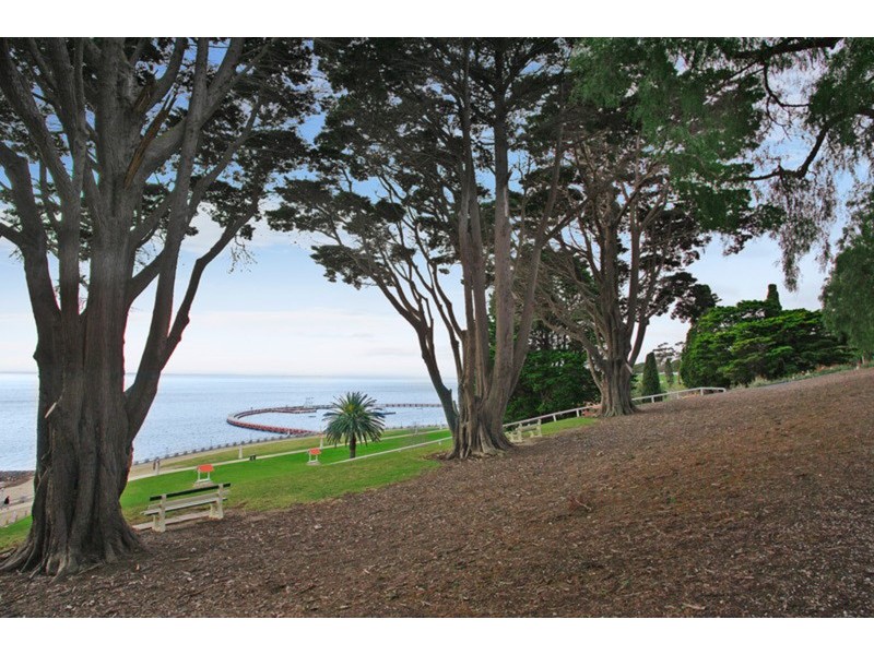 5/50 Eastern Beach Road, Geelong VIC 3220