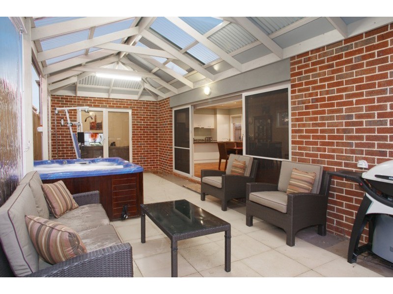 1/38 Vines Road, Hamlyn Heights VIC 3215