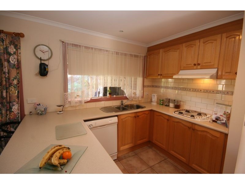 4 Honeyeater Court, Lara VIC 3212