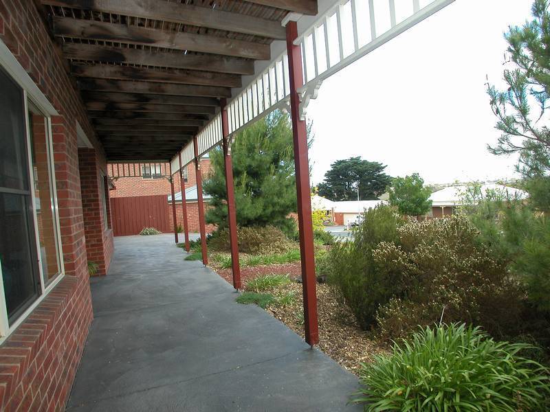 18 Scarlett Grove, Lara VIC 3212