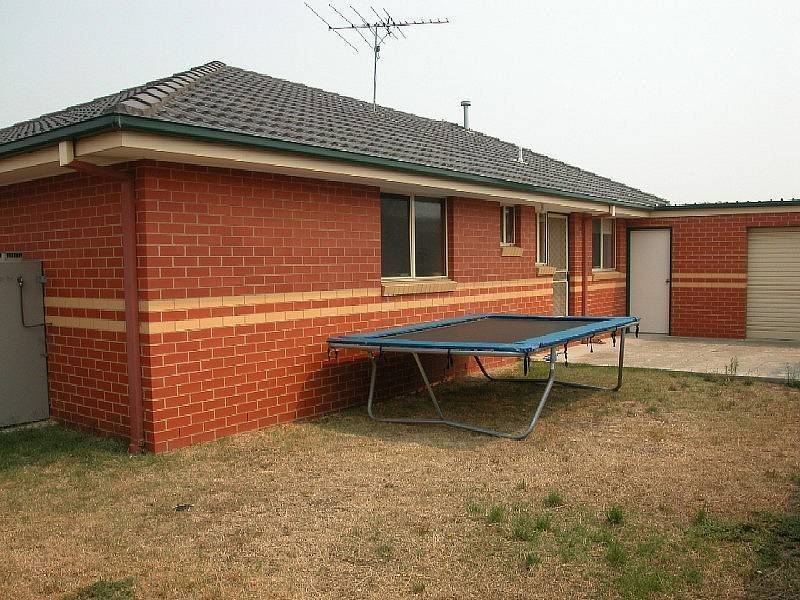 14 Rosanna  Mews, Lara VIC 3212