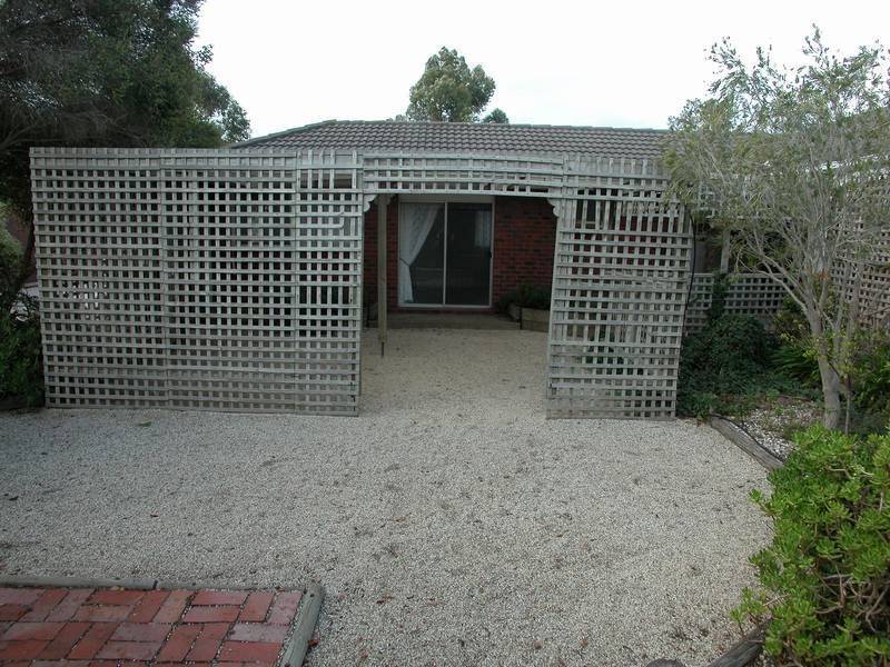 85 Manzeene  Avenue, Lara VIC 3212