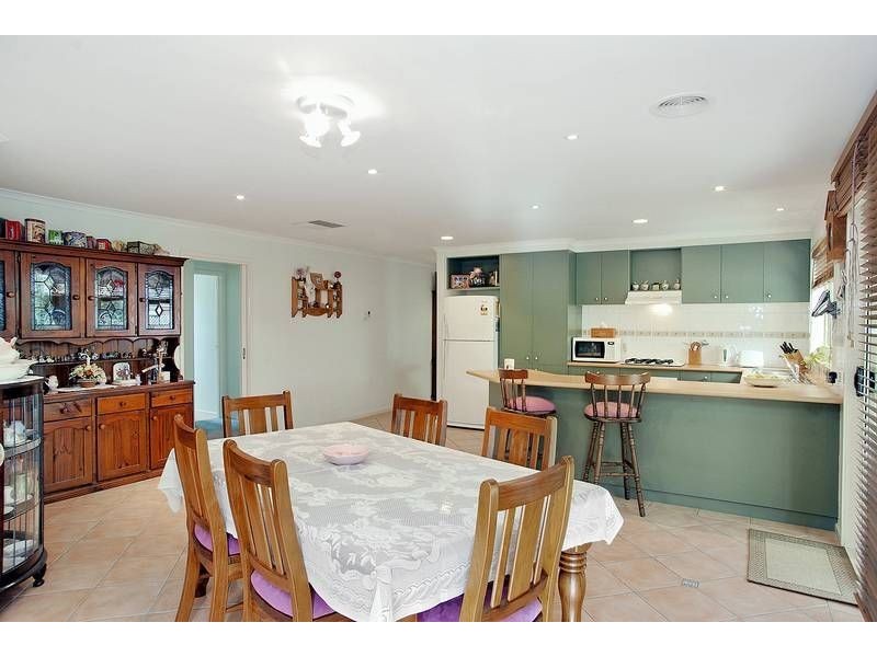 5  Oak Court, Lara VIC 3212