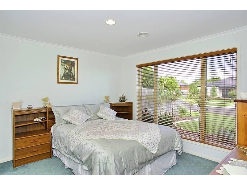 5  Oak Court, Lara VIC 3212