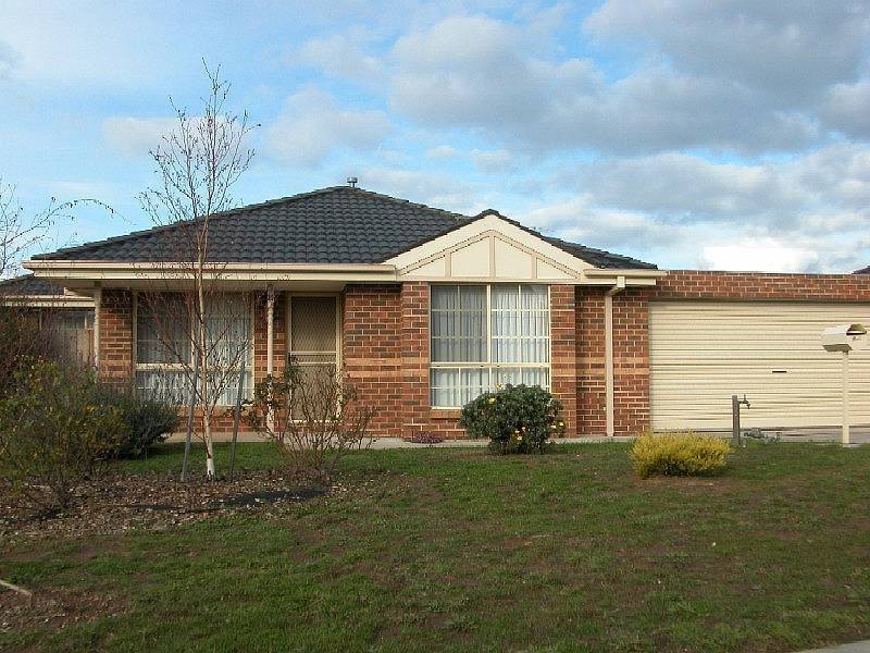 35 Balagundi Drive, Lara VIC 3212