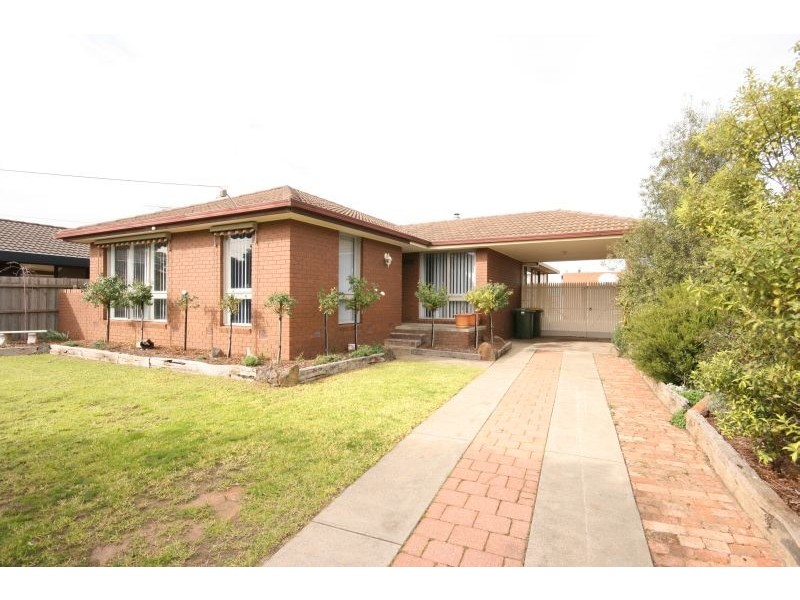 13 Anna Court, Lara VIC 3212