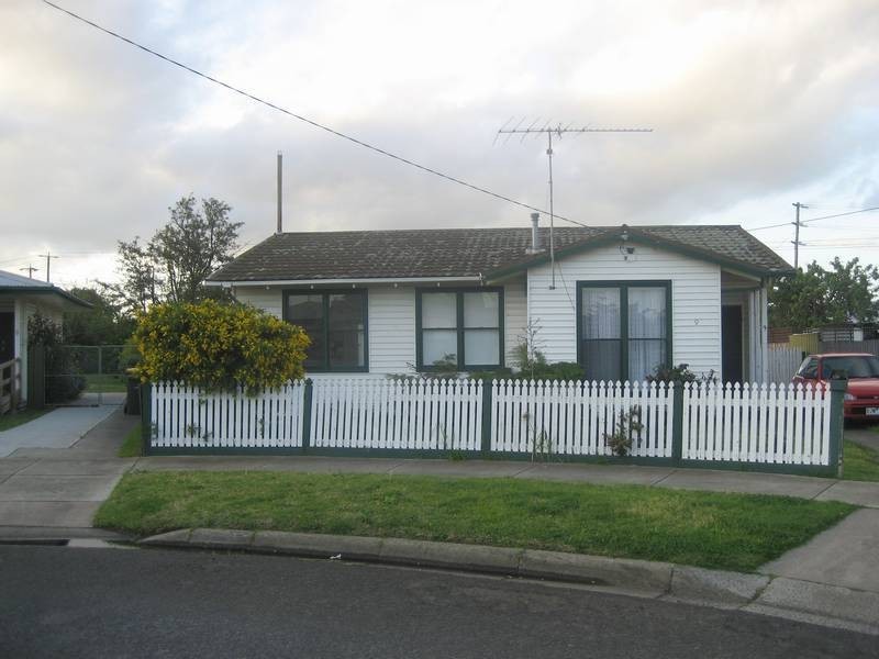 9 Flamingo Court, Norlane VIC 3214
