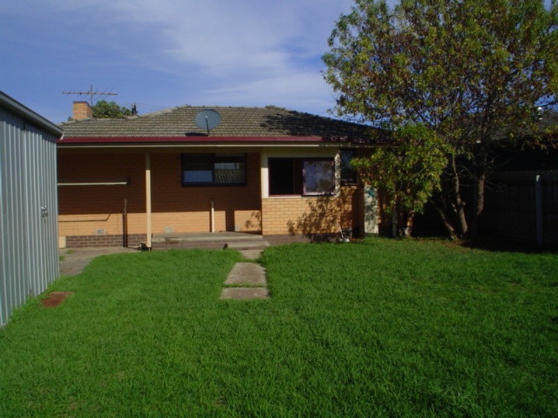 7 Fiona Avenue, Corio VIC 3214