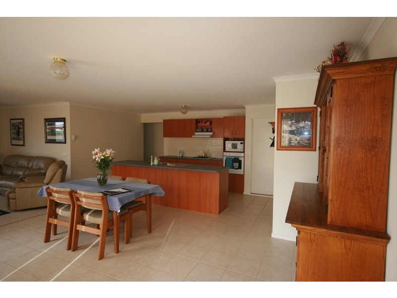 7 Cypress Court, Lara VIC 3212