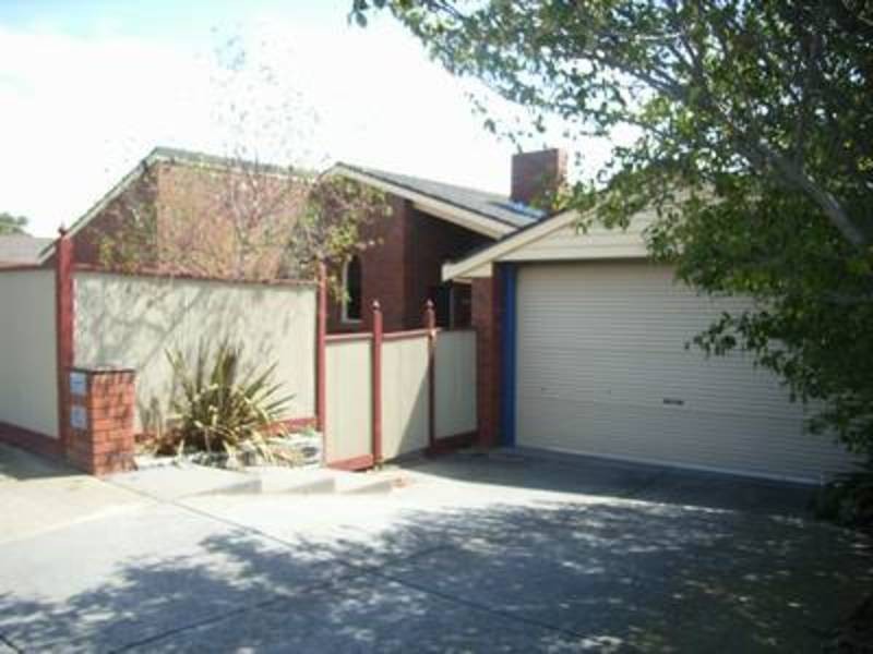 4 Nathan Court, Leopold VIC 3224