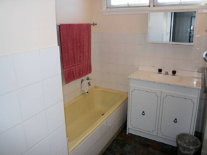 2 Bennett  Court, Leopold VIC 3224
