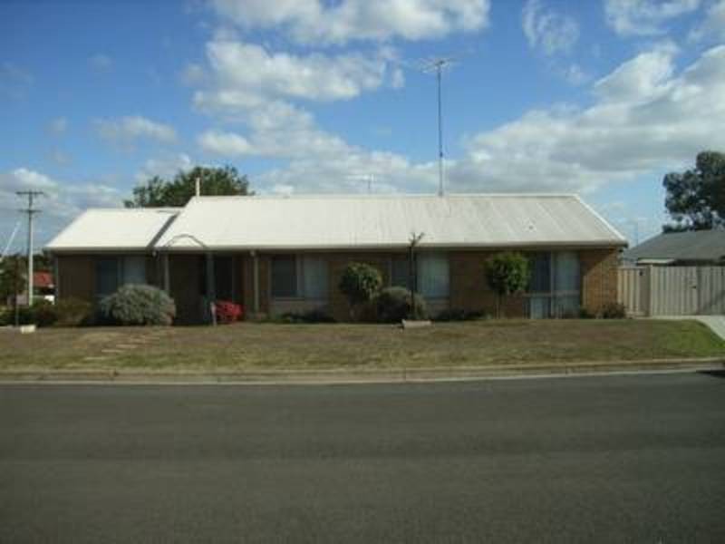 29 Warrawee Road, Leopold VIC 3224