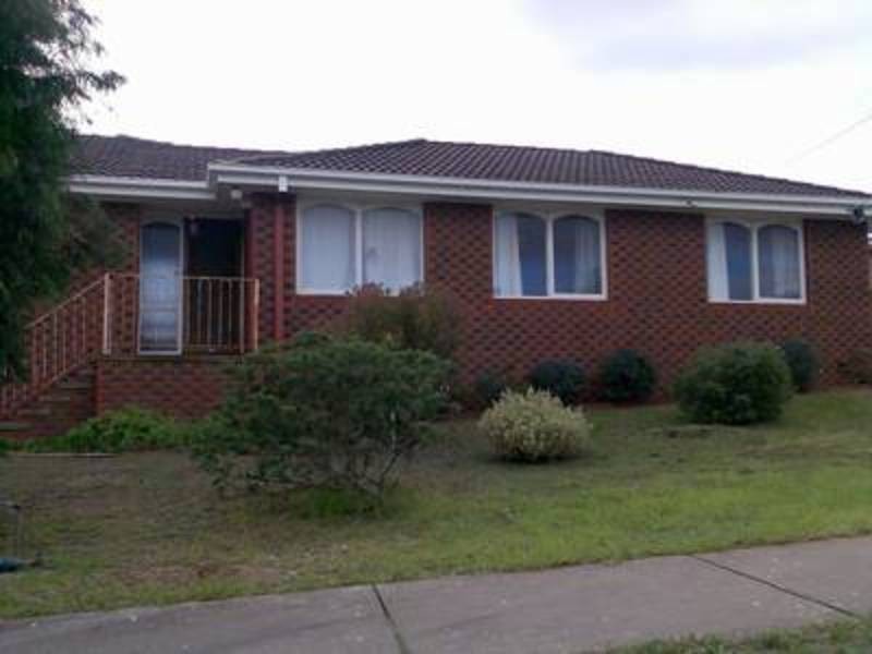 16 Loupe Crescent, Leopold VIC 3224